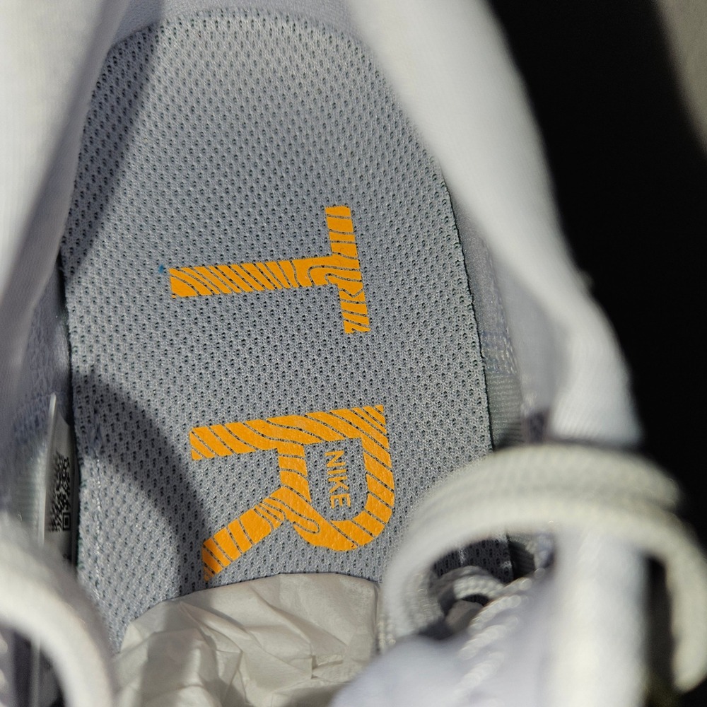 Nike Women's Light Gray/Neon Orange Athletic Running Shoes - Picture 9 of 9